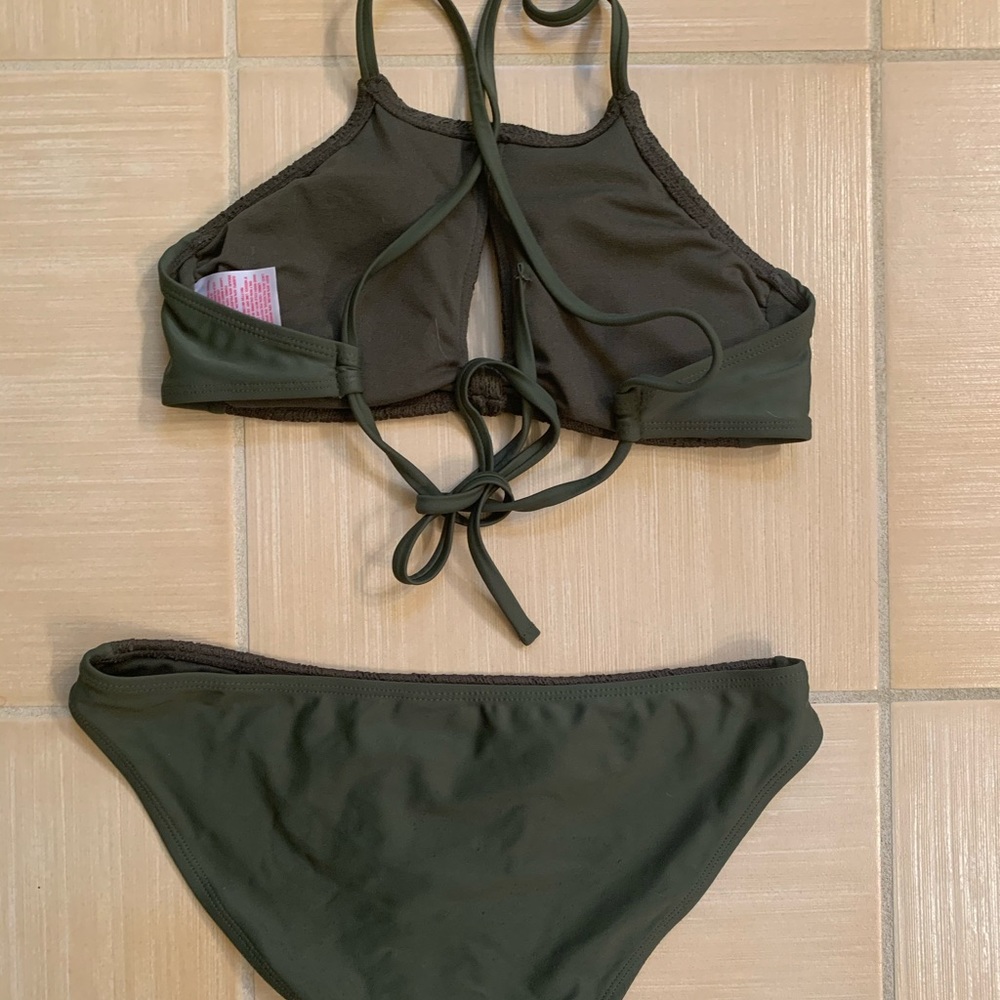 Target Bikini - Picture 2 of 3